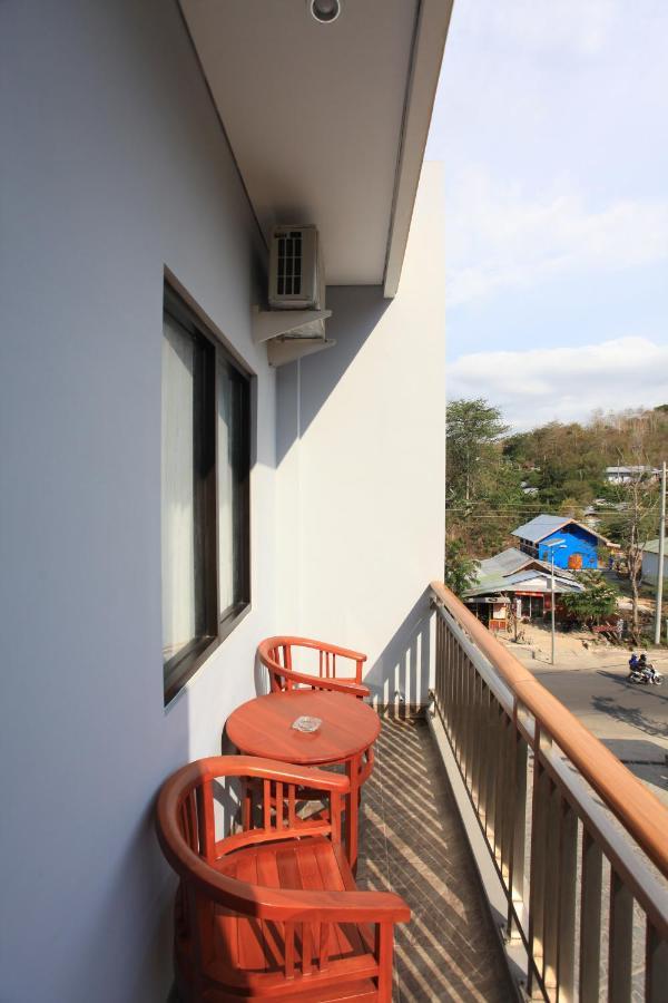 Kalton Hotel Labuan Bajo Exterior photo